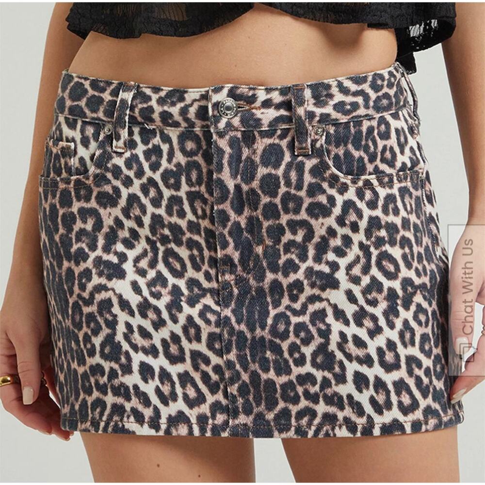 y2K Denim leopard mini skirt by PacSun - Size 27